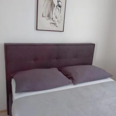 Elite Bogdanovici With Pool & Grill Шибеник