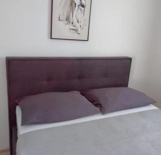 Elite Bogdanovici With Pool & Grill Шибеник